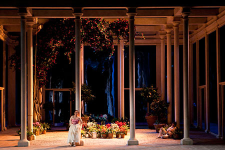 Escena de la obra. Foto de Silvia Lelli