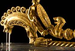 Detalle Fbula Braganza. Siglo III a.C. British Museum