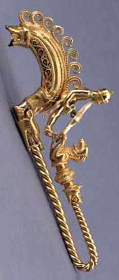 Fbula Braganza. Siglo III a.C. British Museum